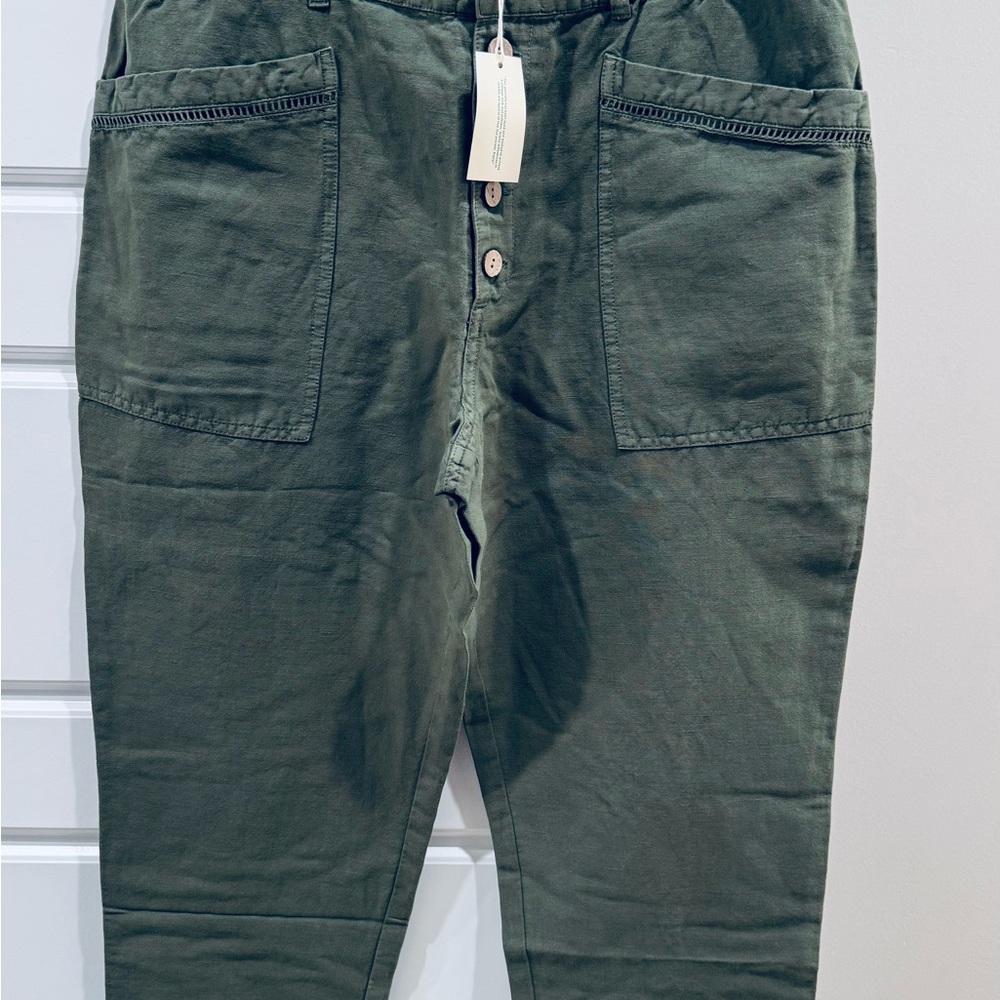 Sundance Olive Green Capris with Front Patch Pockets size 14!?